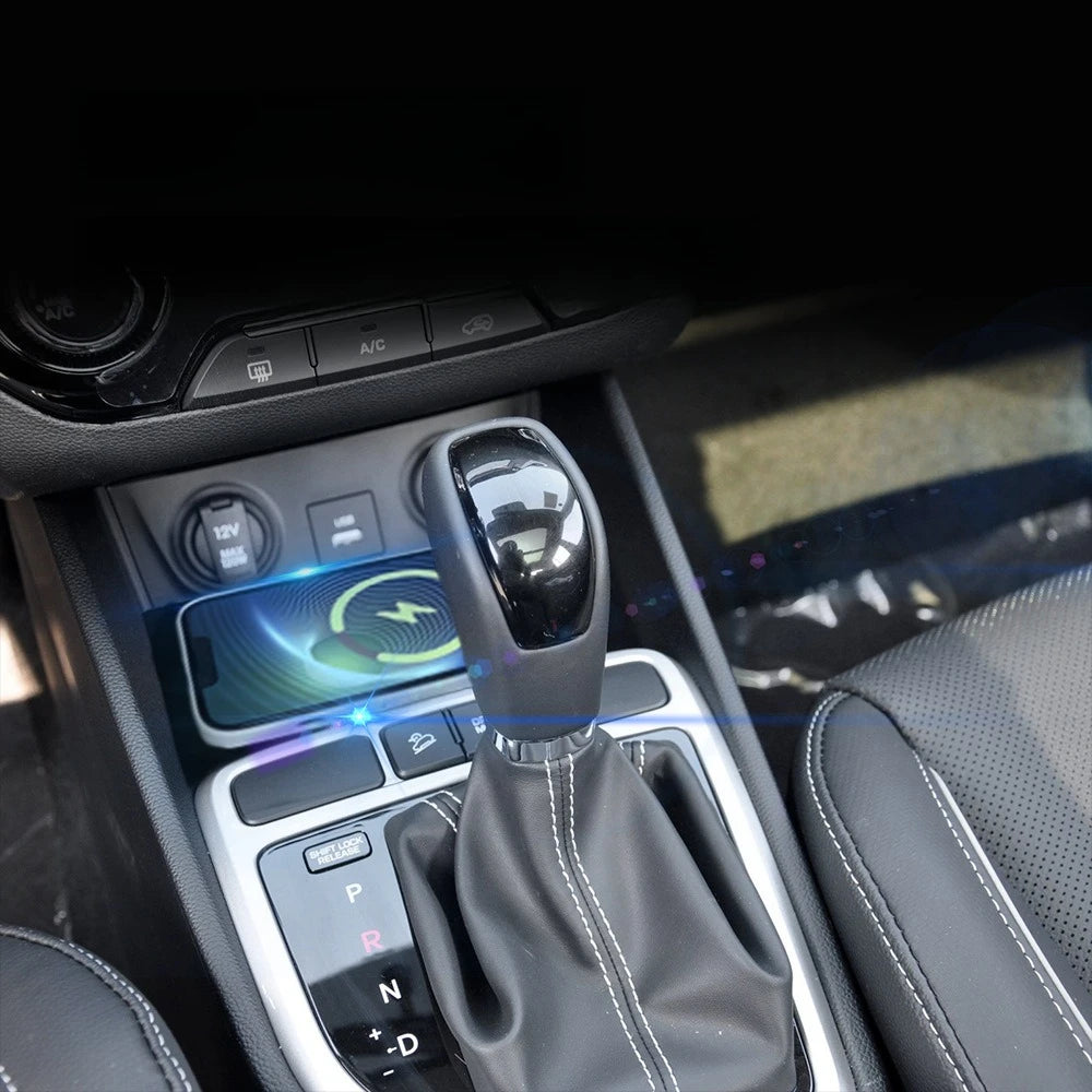 For Hyundai IX25 2014-2021 Car Wireless Charger Center Console 15W Smart Fast Charging Pad Mobile Phone Holder Accessories — view 2