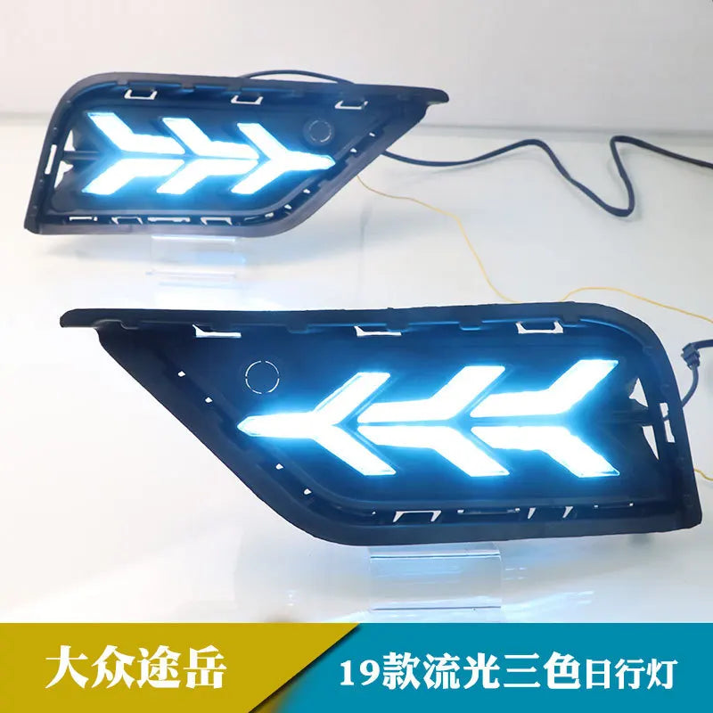 For Volkswagen Tharu 2018 2019 Car Led Daytime Running Lights Modified Streamer Steering Front Fog Light DRL Dynamic Turn Signal — view 4